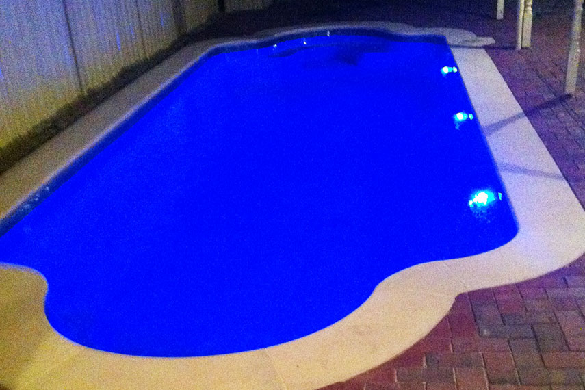 Roman Classic fibreglass pool by Statewide Pools
